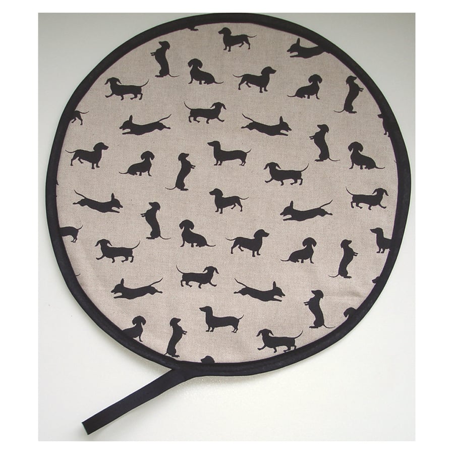 Aga Hob Lid Mat Pad Hat Round Cover Dogs Dachshunds Sausage Puppy Dogs Black