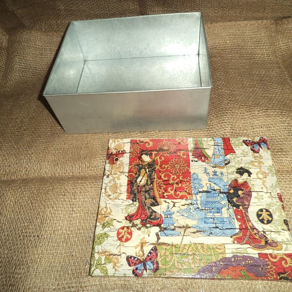 Decorated Tin Box Japanese Storage Stationery Treasures Photos Memorabilia 