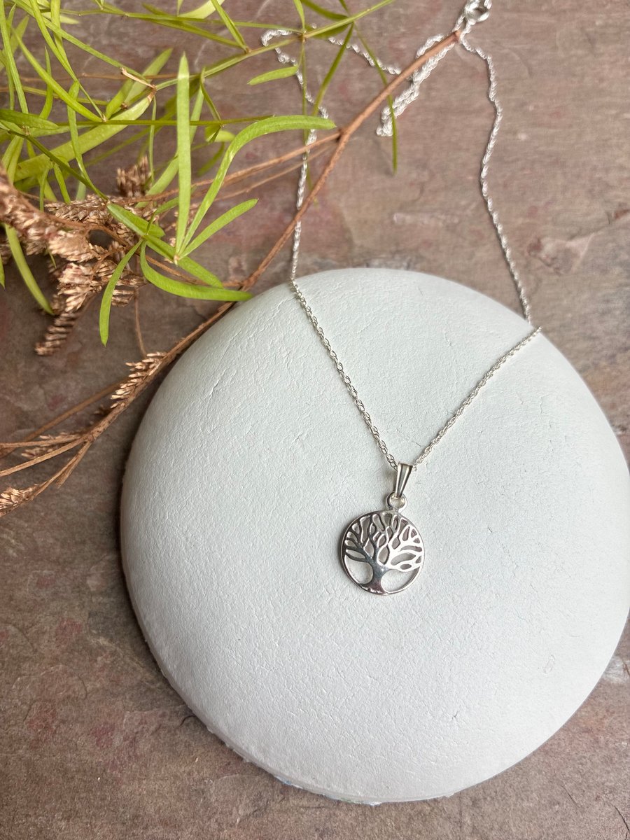 Sterling Silver Tree of Life Pendant on 40cm Rope Chain