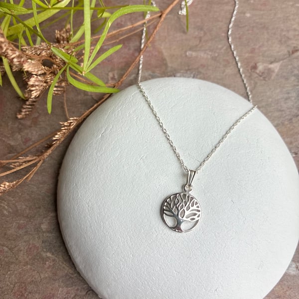 Sterling Silver Tree of Life Pendant on 40cm Rope Chain