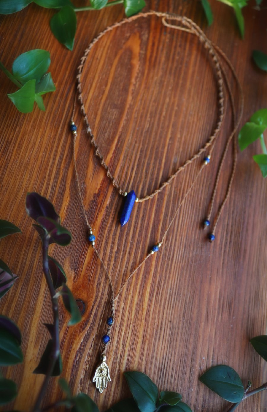 Women's adjustable double chain necklace with lapis lazuli and Hansa hand brass 
