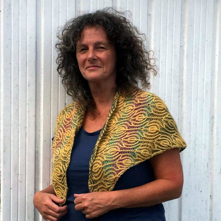 Knitting Pattern for Brioche triangular shawl 