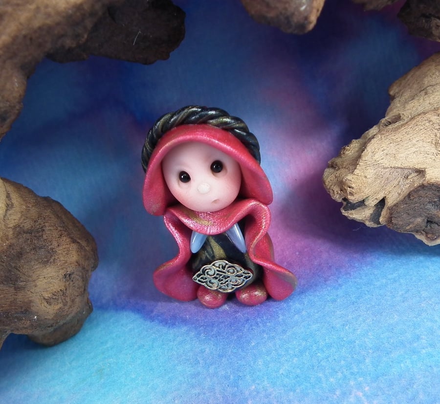 Tiny Gnome Maiden 'Ena' 1.5" OOAK Sculpt by Ann Galvin