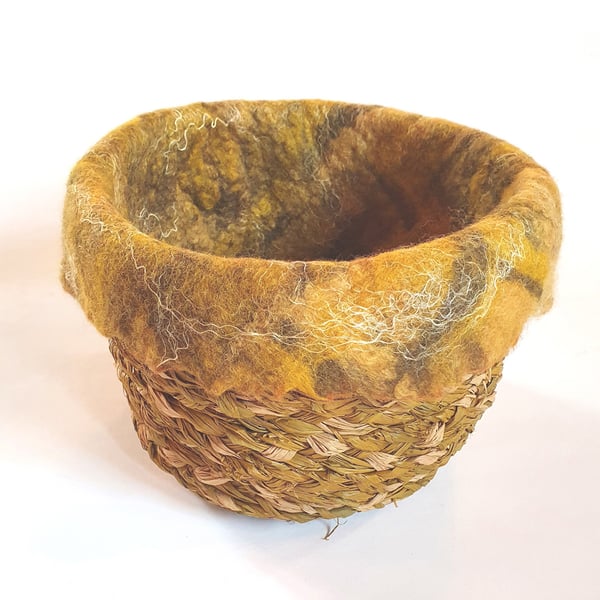 Small felt-lined raffia basket