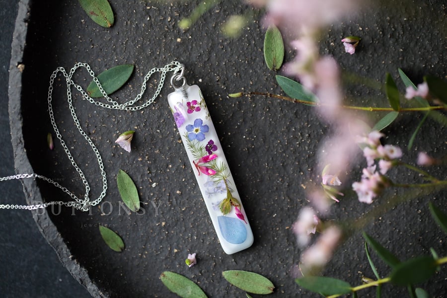 Real Flower Necklace Tiny Flowers Bar Flower Confetti Pressed Flower Necklace Gi