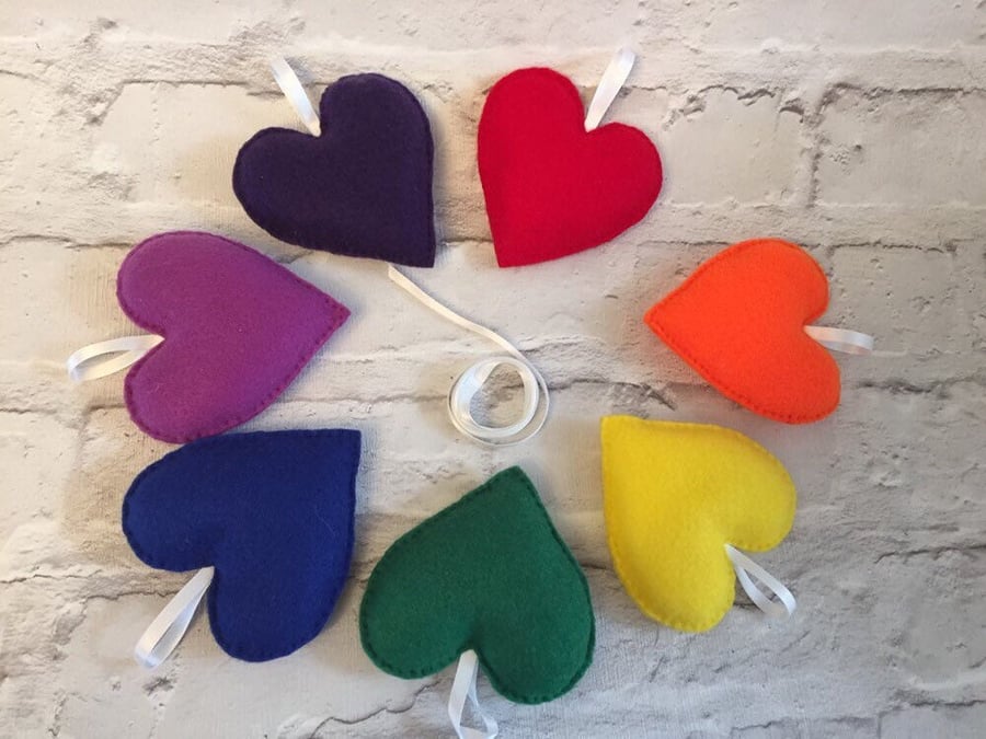 Rainbow heart felt garland, Pride decoration, nursery decoration, felt garland, 