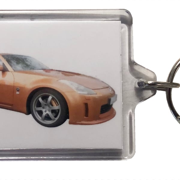 Nissan 350Z 2003 - Keyring with 50x35mm Insert - Car Enthusiast