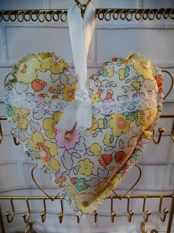 Lavender Scented Hanging Heart in Liberty of London Tana Lawn fabric