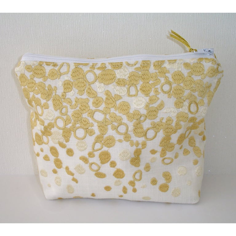 Travel Toiletries Bag Gold Purse Cosmetics Underwear Storage