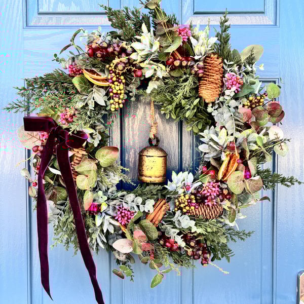 Luxury Christmas Faux Wreath with Bell: Rustic Farmhouse Door Decor (55cm)
