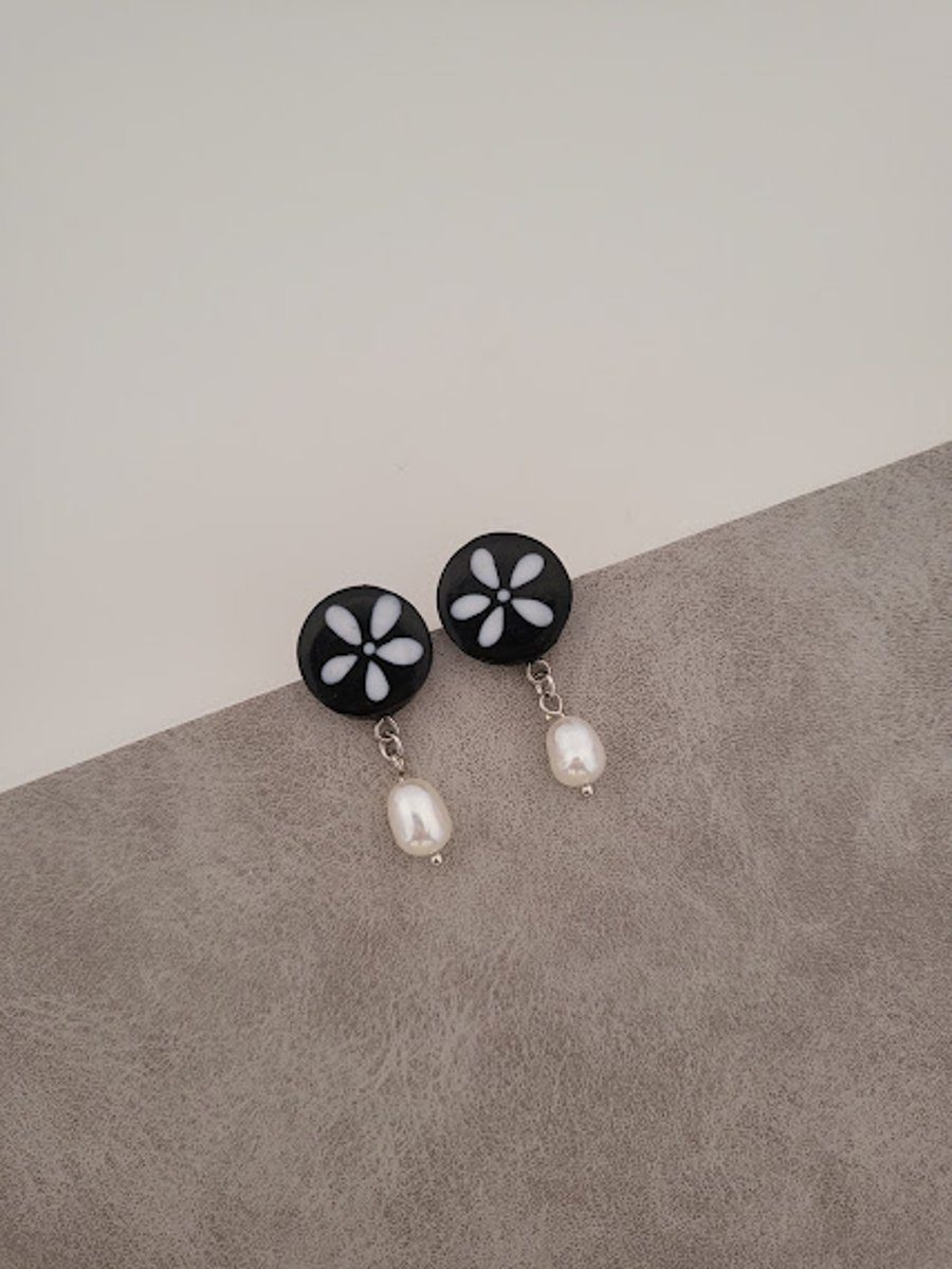 Handmade Polymer Clay Earrings with Pearl - Arctic Petal Earrings