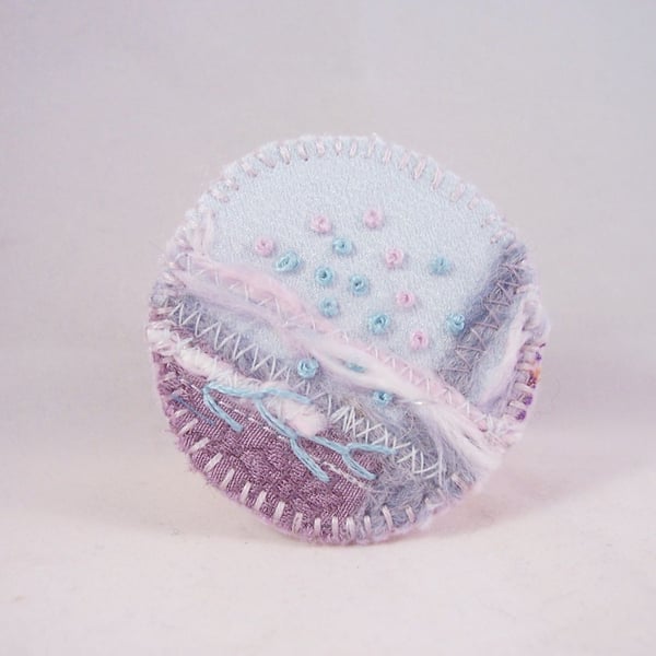 Hand embroidered fabric brooch - Jenny