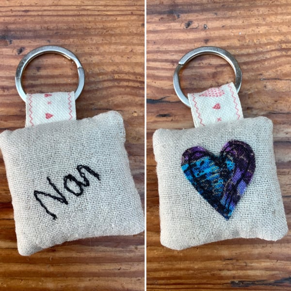 Nan keyring - Love Nan heart embroidered key ring - Linen & lavender
