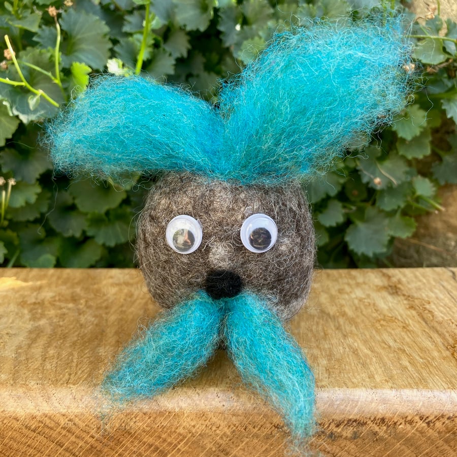 Pebble people, felted fun characters, dark grey and turquoise