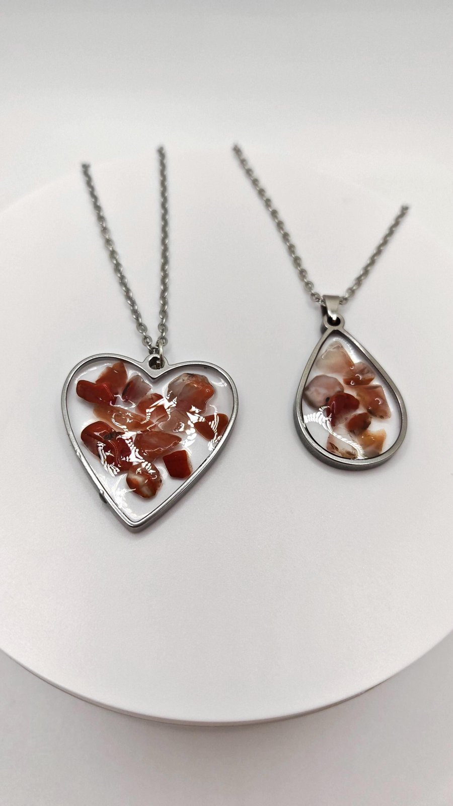 Handmade Red Agate Resin Pendant: Natural Gemstone Chips Necklace