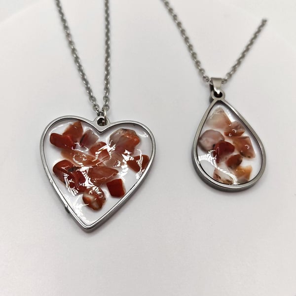 Handmade Red Agate Resin Pendant: Natural Gemstone Chips Necklace