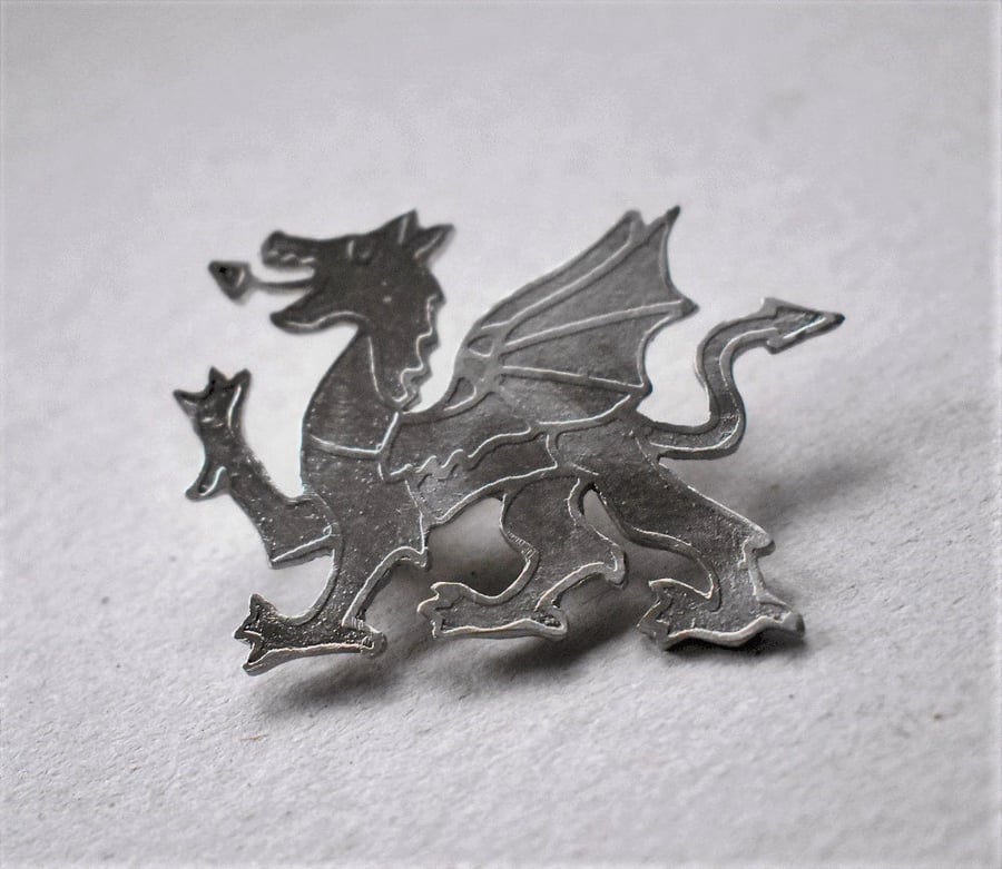 Dragon brooch in pewter