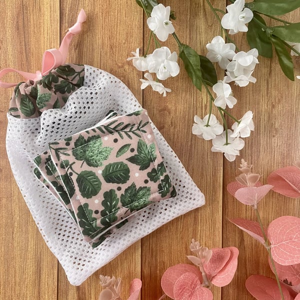 Green Foliage Mini Skincare Giftset Reusable Makeup Pads and Washbag, eco friend