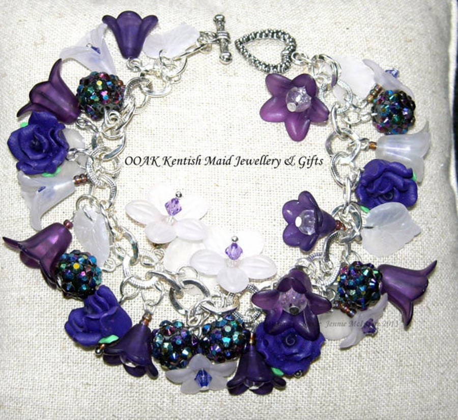 FREE UK post Purple flower bracelet 