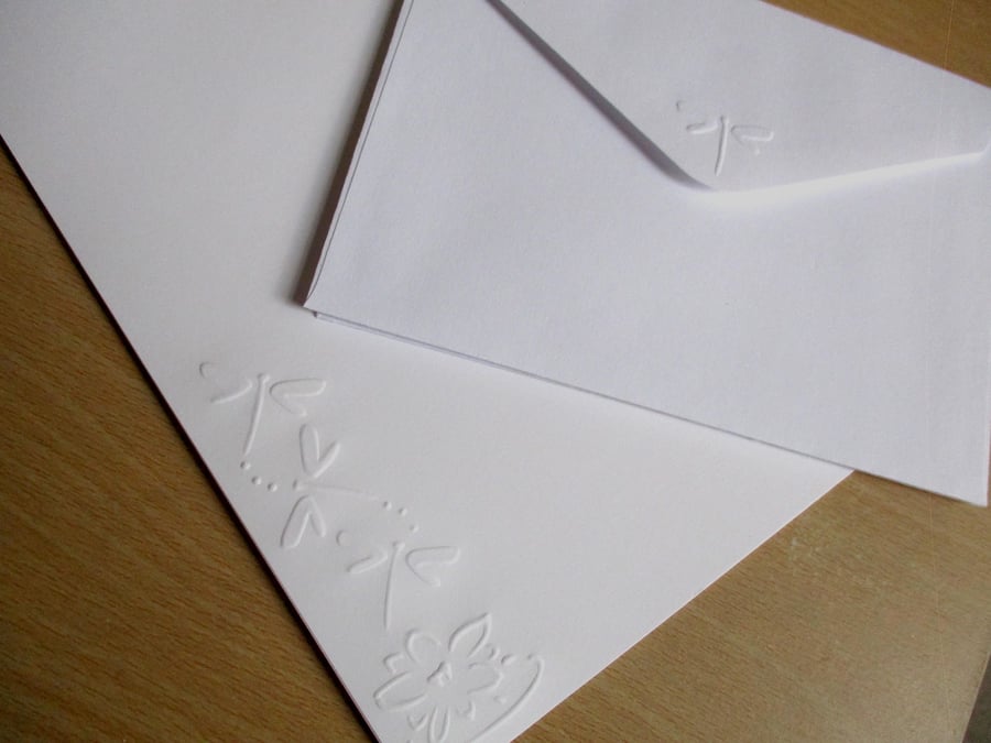 Dragonfly Embossed Writing Paper Set x 15 Pieces - White A5 - Notepaper