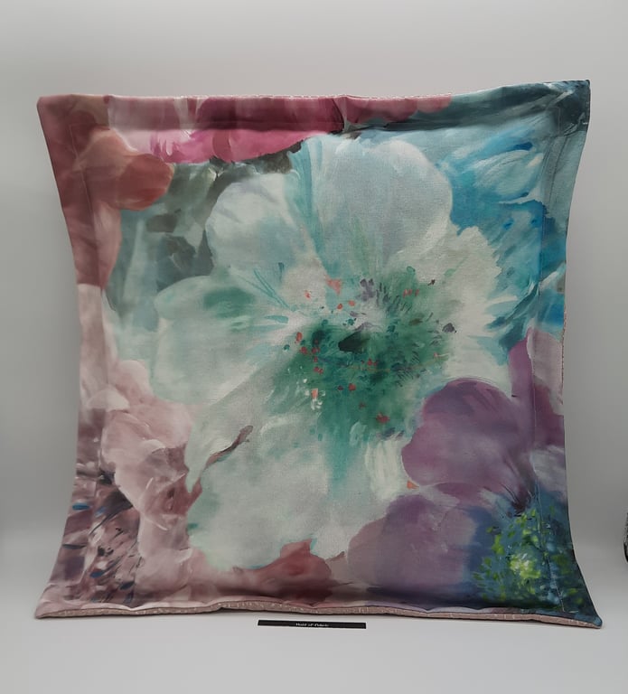 Green flower 18" flange edge envelope cushion cover