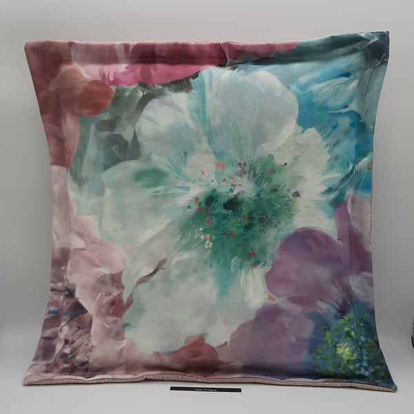 Green flower 18" flange edge envelope cushion cover