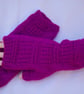 Fingerless Gloves bright Maroon - Image 1