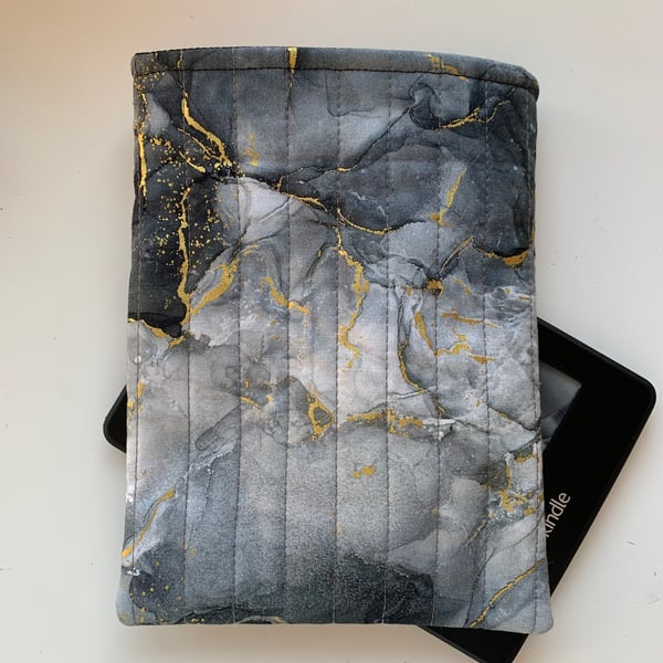 Grey Black And Gold Marble Effect Quilted Fabric Sleeve For 6” Kindle Paperwhite