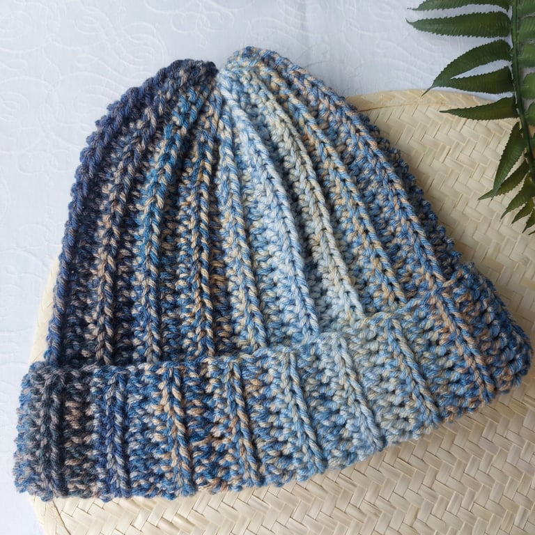 Crochet Hat Beanie Chunky Rainbow Yarn 'Frosty Day'