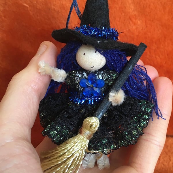 Tiny Witch Hanging Halloween Decorations 