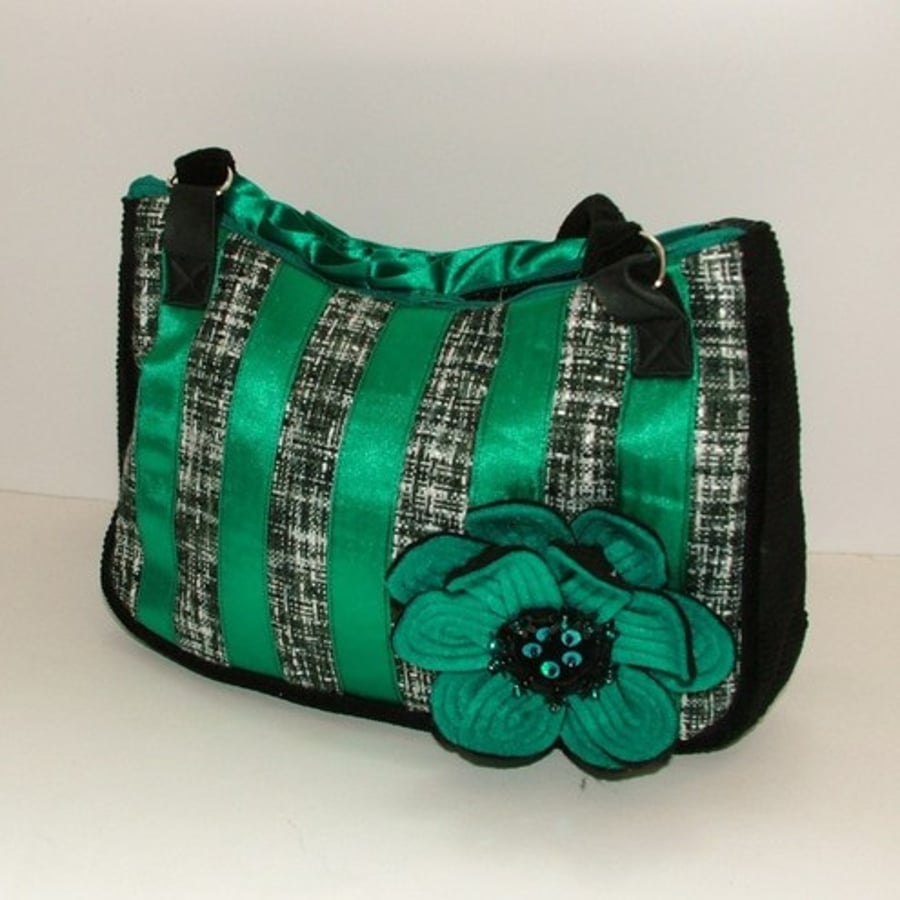 JADE GREEN RIBBON  CORSAGE HANDBAG