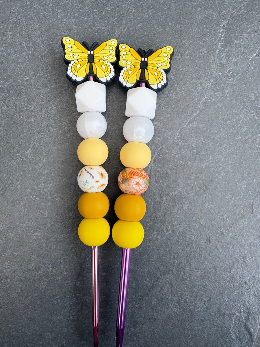 Butterfly silicone beaded crochet hook yellow 