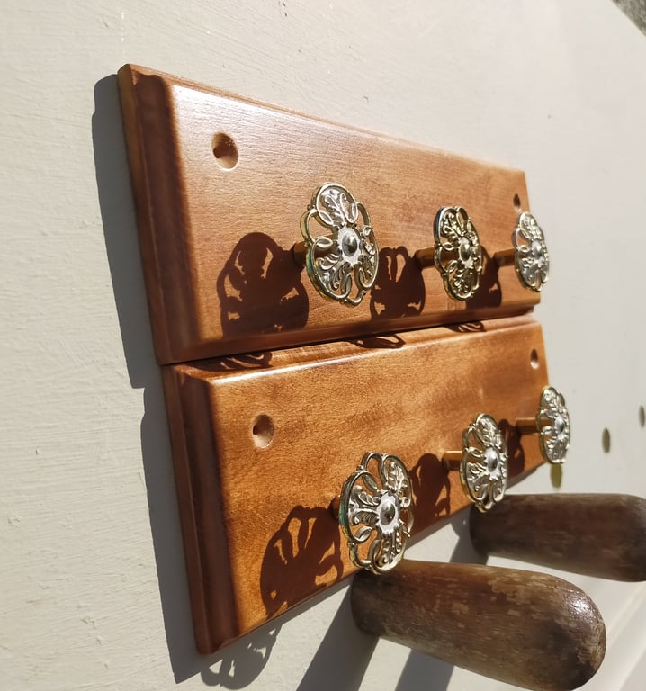 Retro Shabby Chic Jewellery Racks