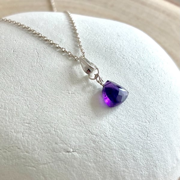 Amethyst Pendant on Sterling Silver 40cm Rope Chain