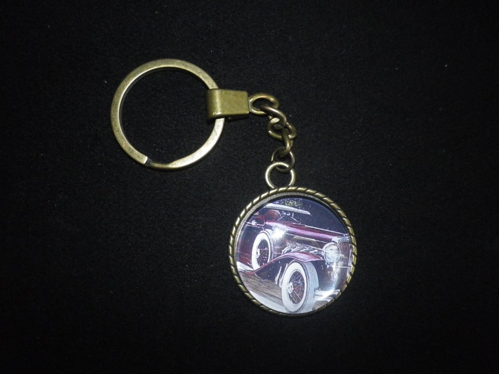 1929 Duesenberg Cabriolet keychain,great car,30mm (1.25") image, vintage 1086