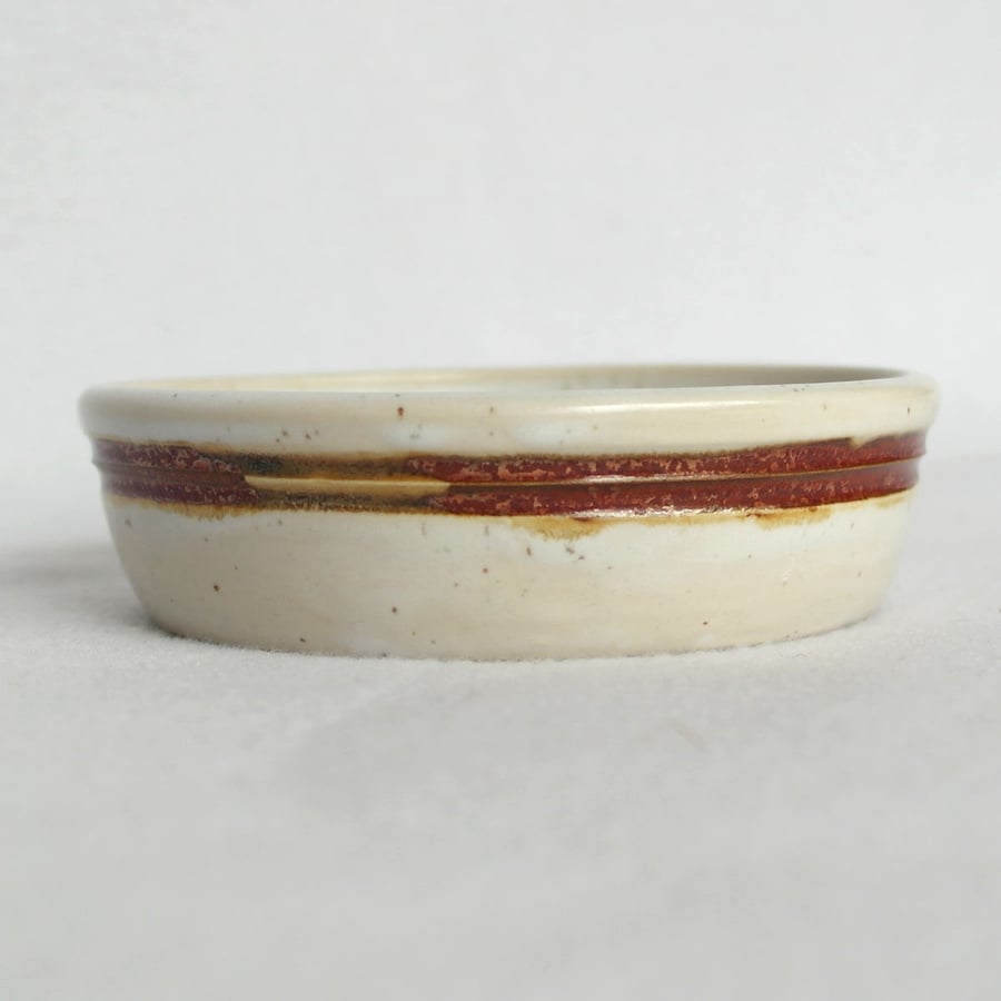 19-20 Flat bottomed bowl 11.5cm (Free UK postage)