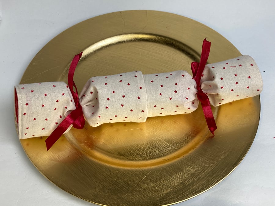 Pick and mix, reusable Christmas Crackers.  Linen-look with red stars.