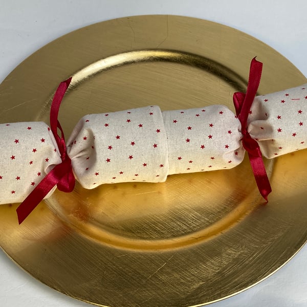 Pick and mix, reusable Christmas Crackers.  Linen-look with red stars.