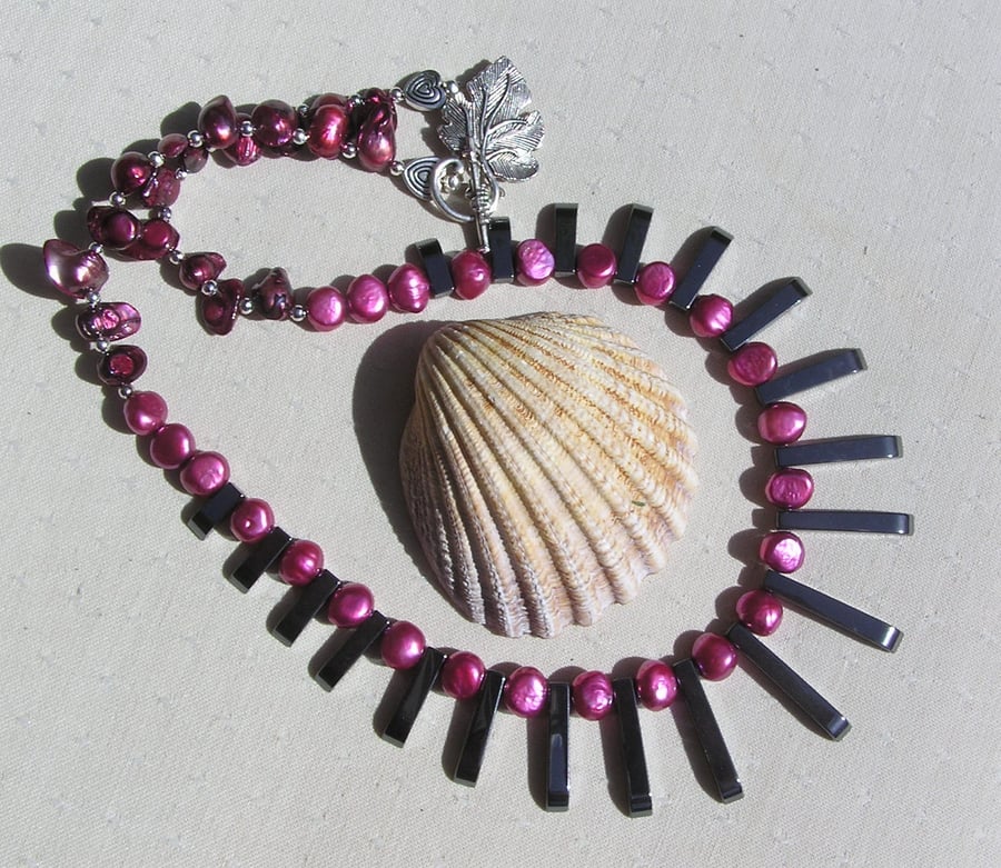 Black Hematite & Purple Pearl Crystal Gemstone Statement Cleopatra Fan Necklace