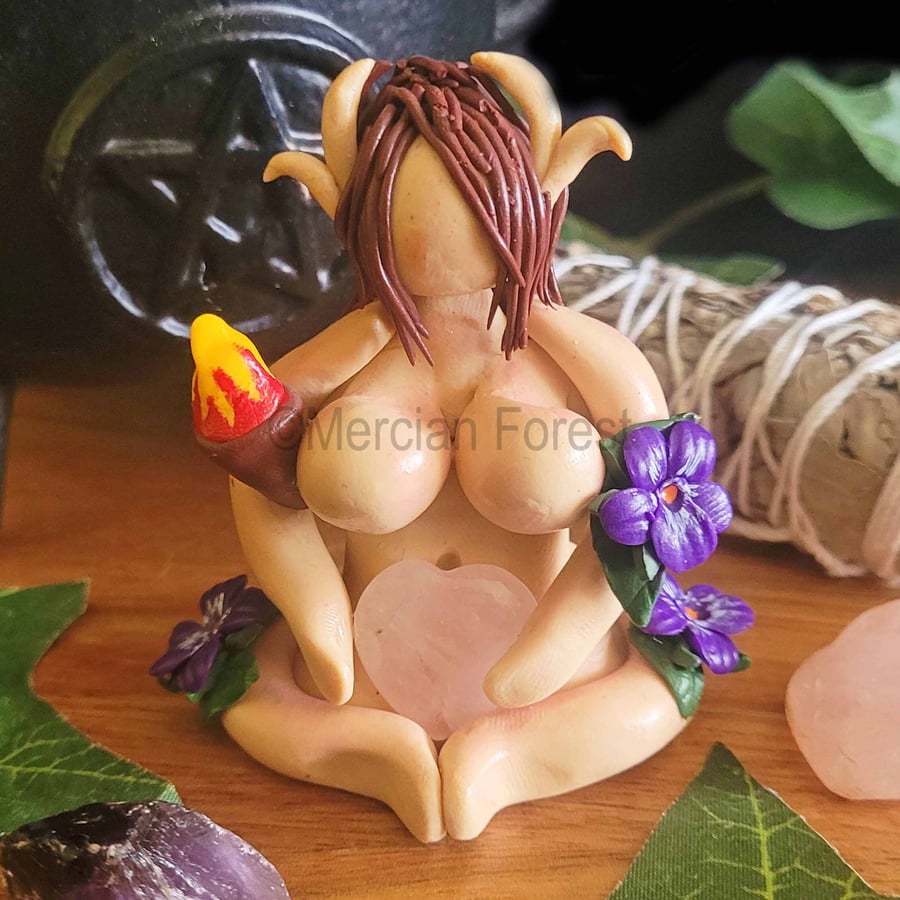 Elen of the Ways Sitting Horned Goddess Figurine Violets Pagan Altar Decoration