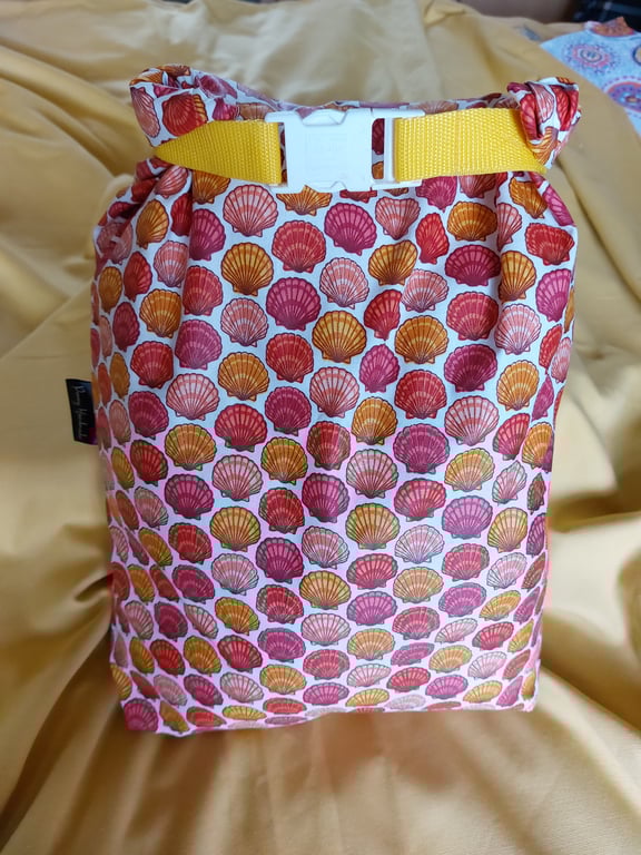 X L Coated cotton drybag seashells