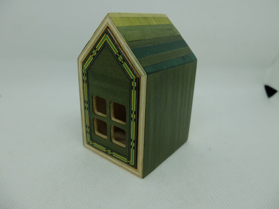 Green house, small house-shaped trinket box.