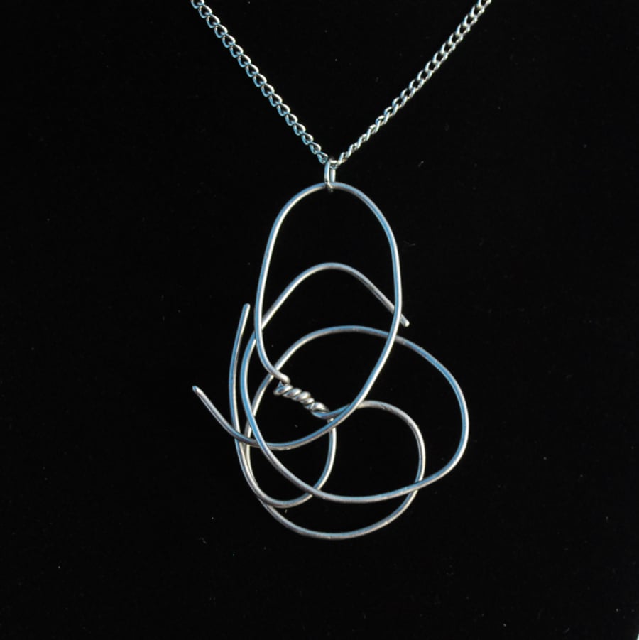 Beach wire pendant