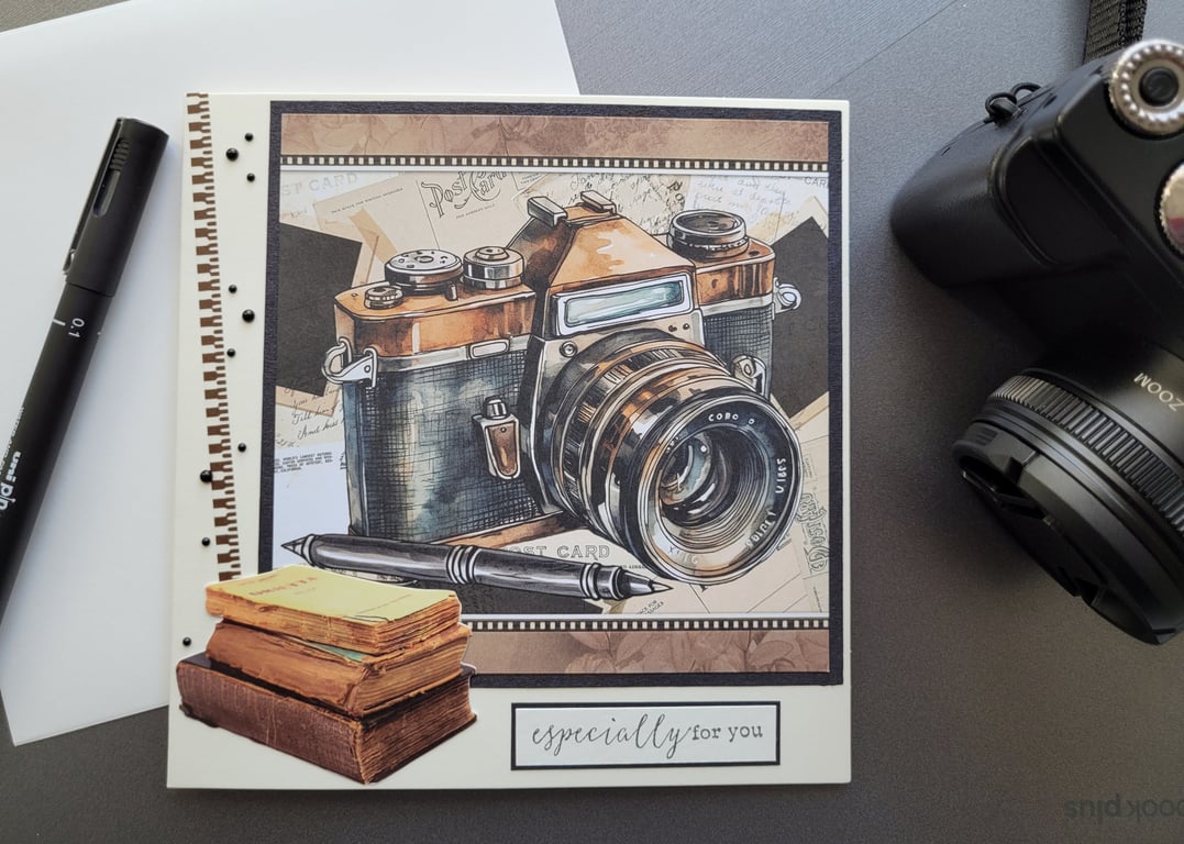 Camera Greetings Card - Birthday, Retirement, congratulations, Travel