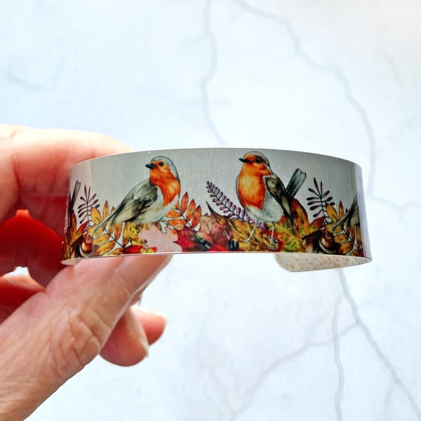 Robin cuff bracelet, metal bird bangle with robins and leaves. (789)         