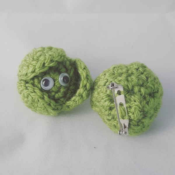 Crochet Sprout Brooch