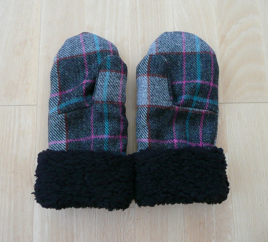 Ladies tweed mittens grey teal pink check faux sheepskin sherpa fleece gloves 