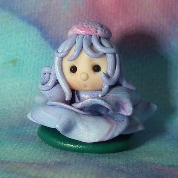 Tiny Blossom Gnome 'Elinor' flower tableau OOAK Sculpt by Ann Galvin