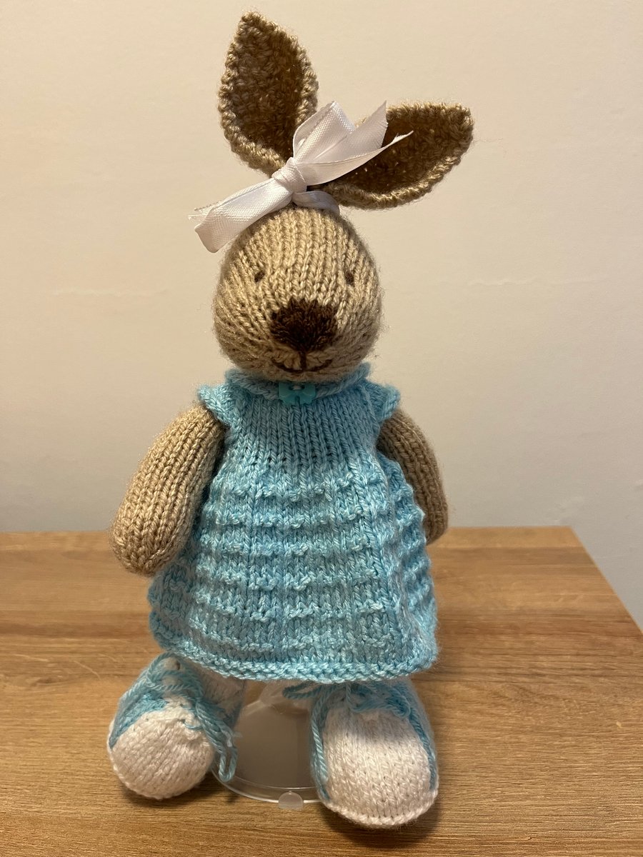 Knitted rabbit.