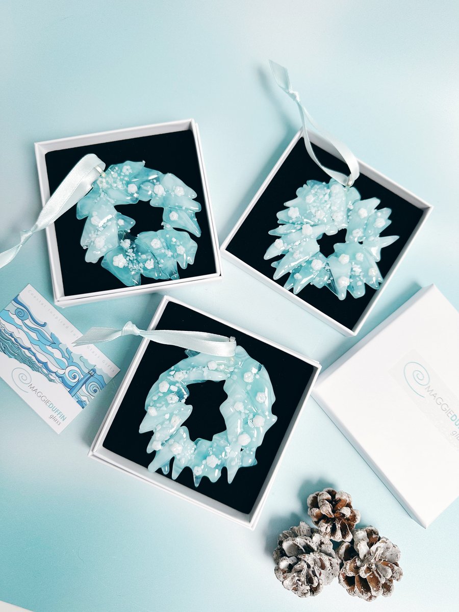 Fused Glass Ice Blue Wreath Decoration